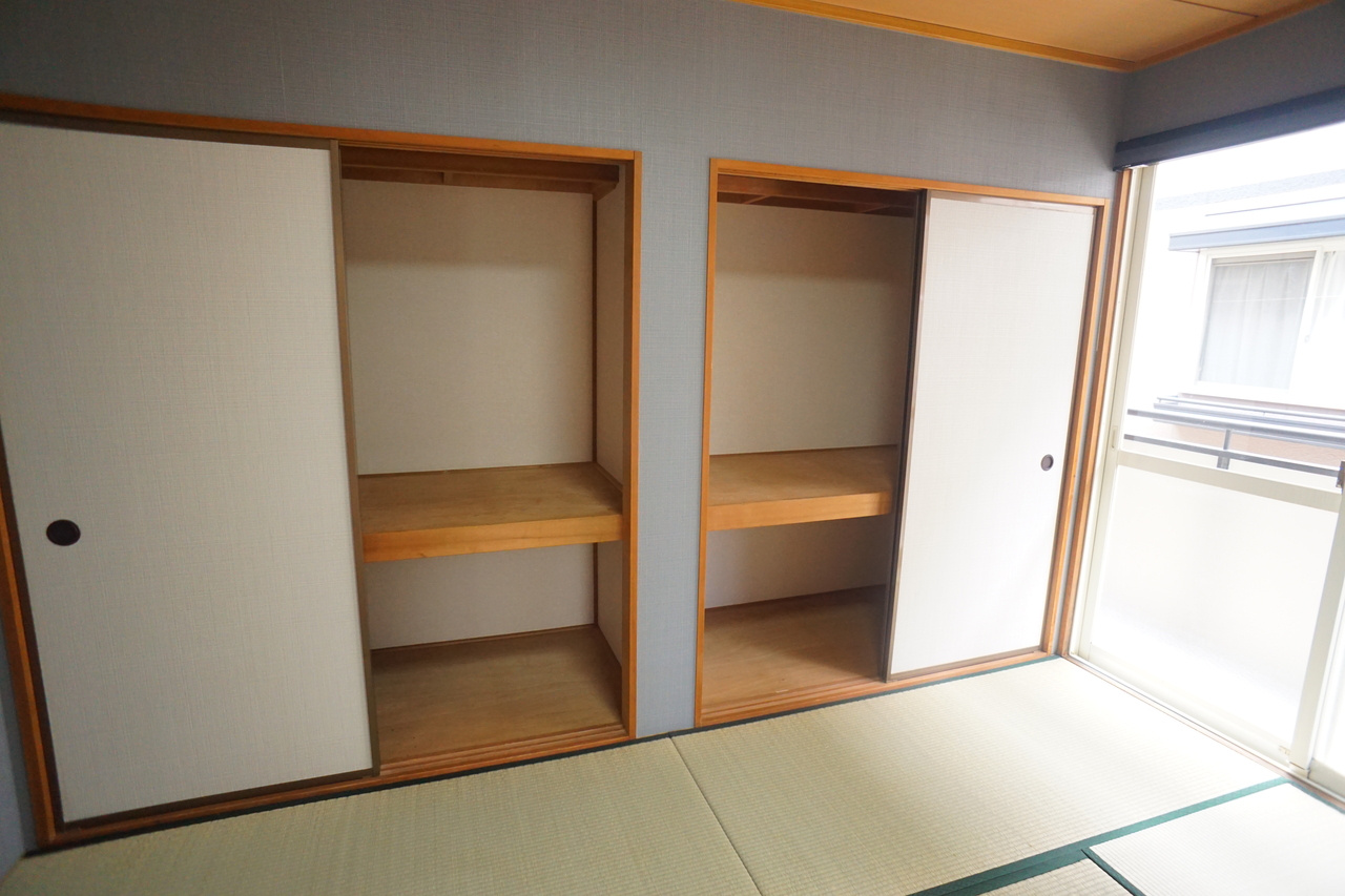 ルミエールＢ棟の収納