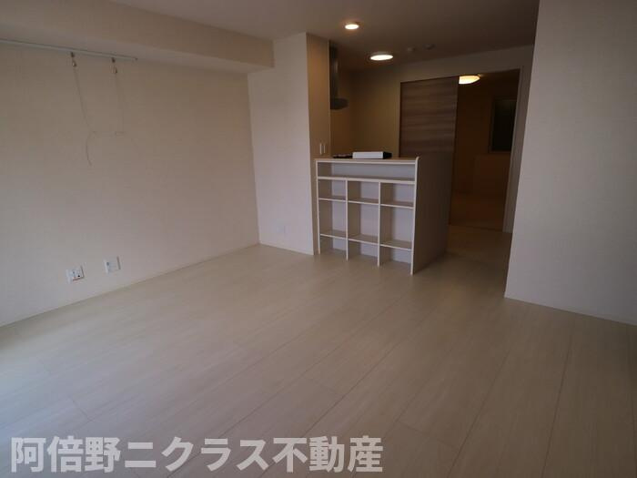 レジデンス今川の居間・リビング