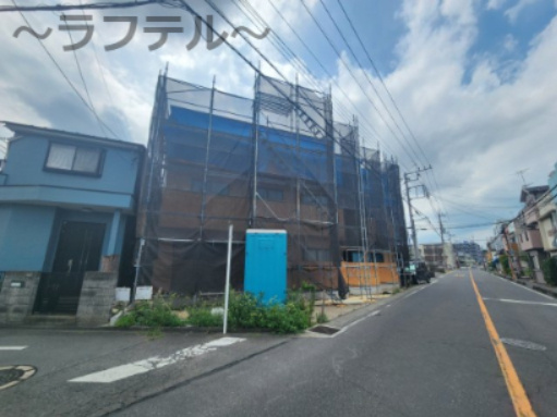 スリジエ狭山ヶ丘のエントランス