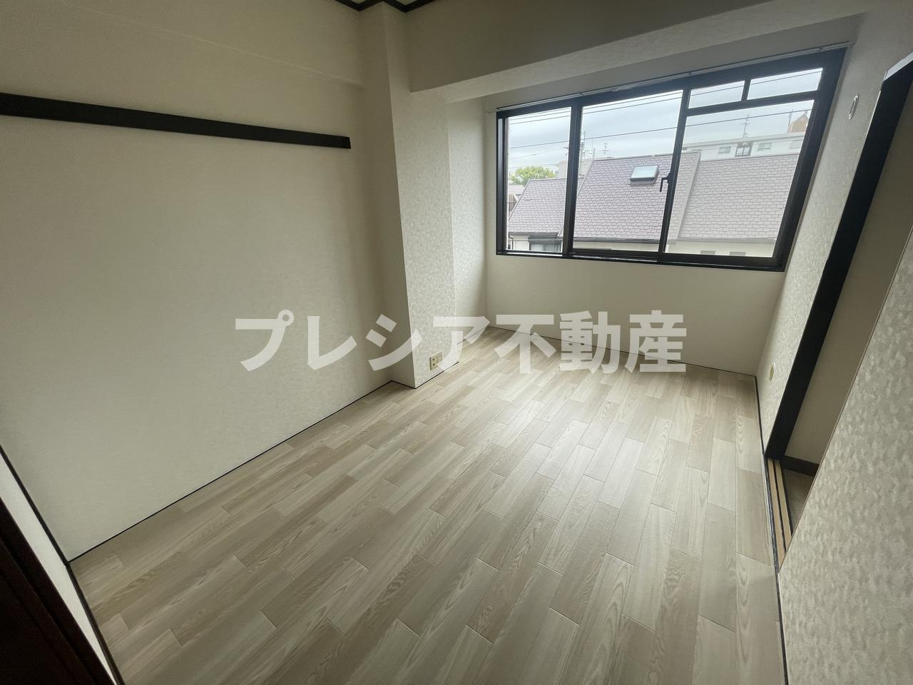 ロイヤルハイツ甲子園口の寝室
