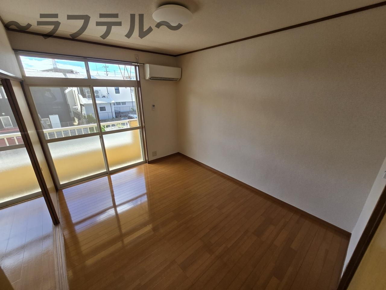 メゾン山岡の洋室
