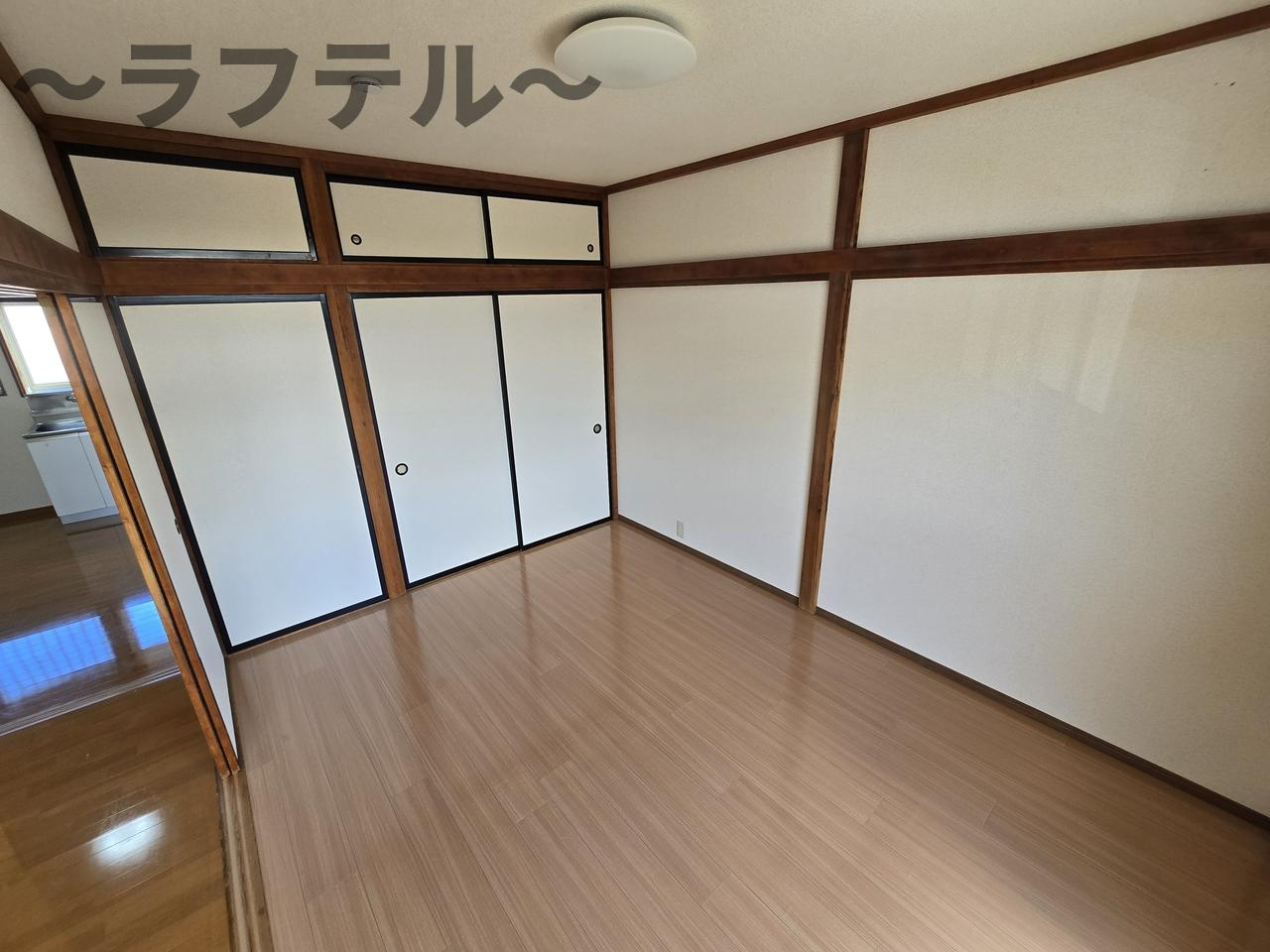 メゾン山岡の洋室