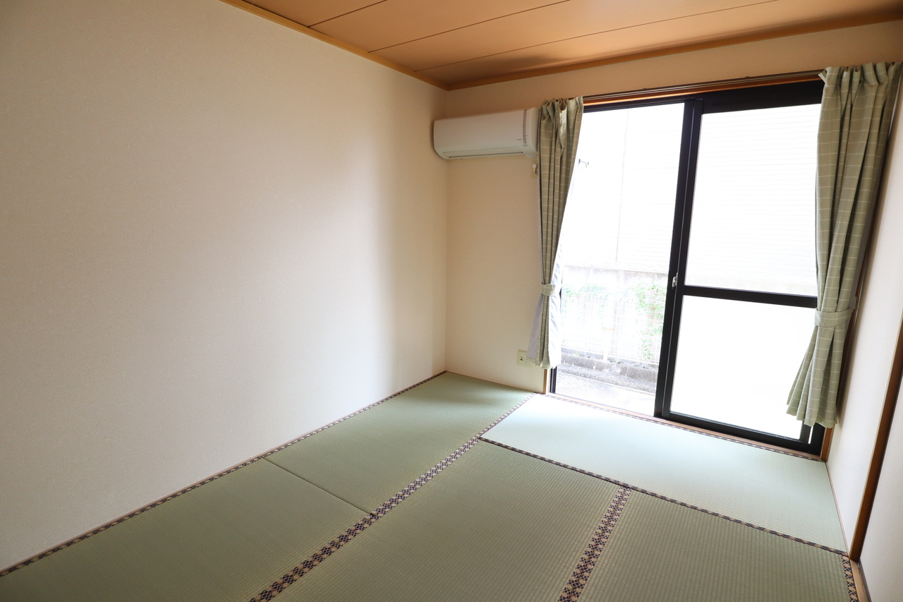 セントラルハイツの和室