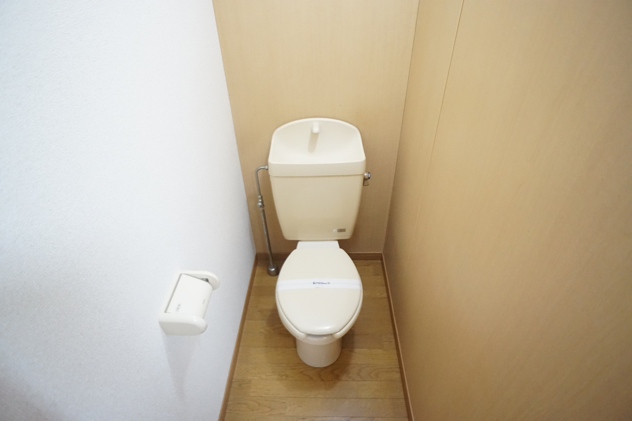 レオパレス冨田のトイレ