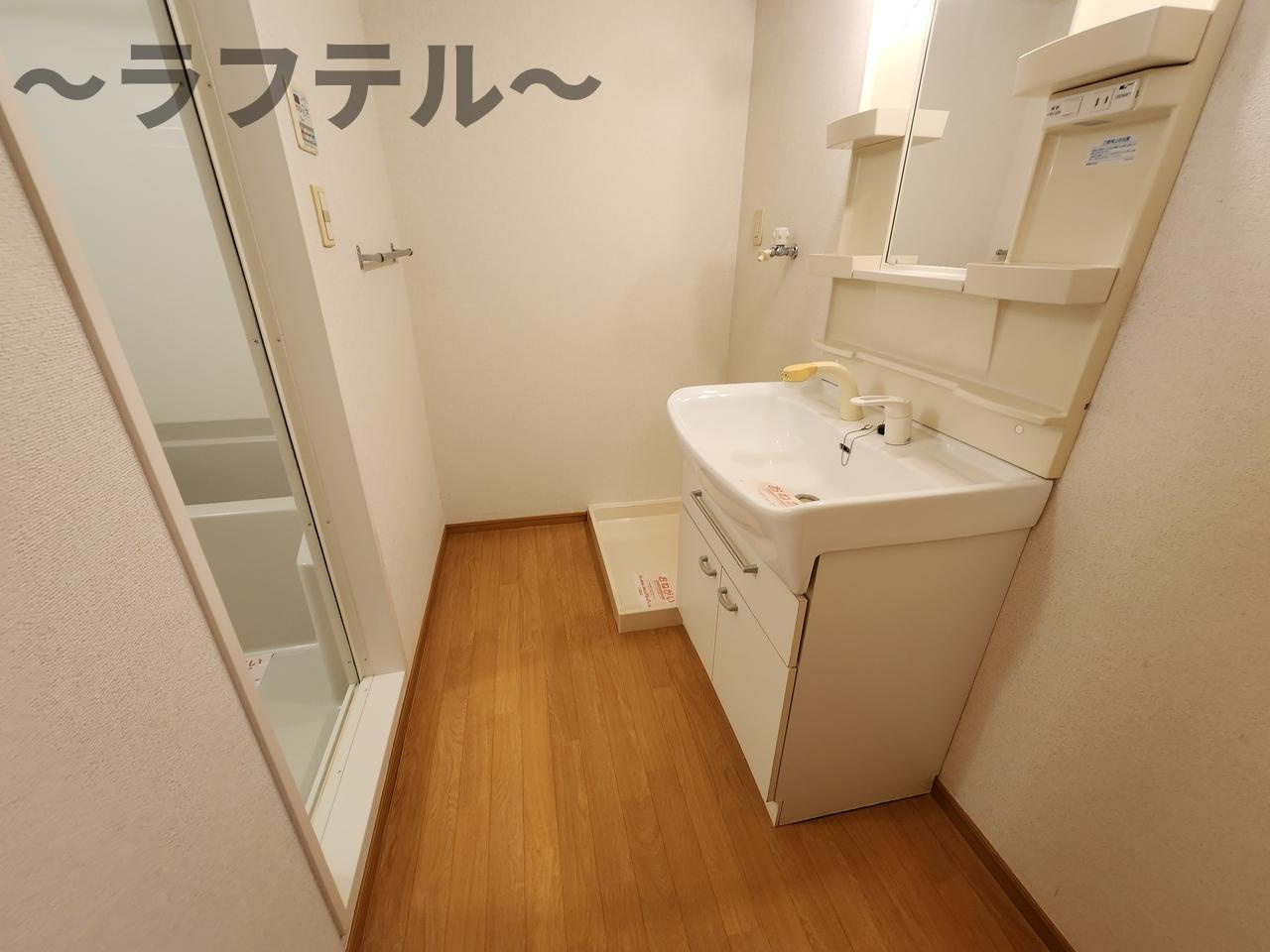 オネスティ　ユー　カレントの洗面所|別部屋イメージ写真
