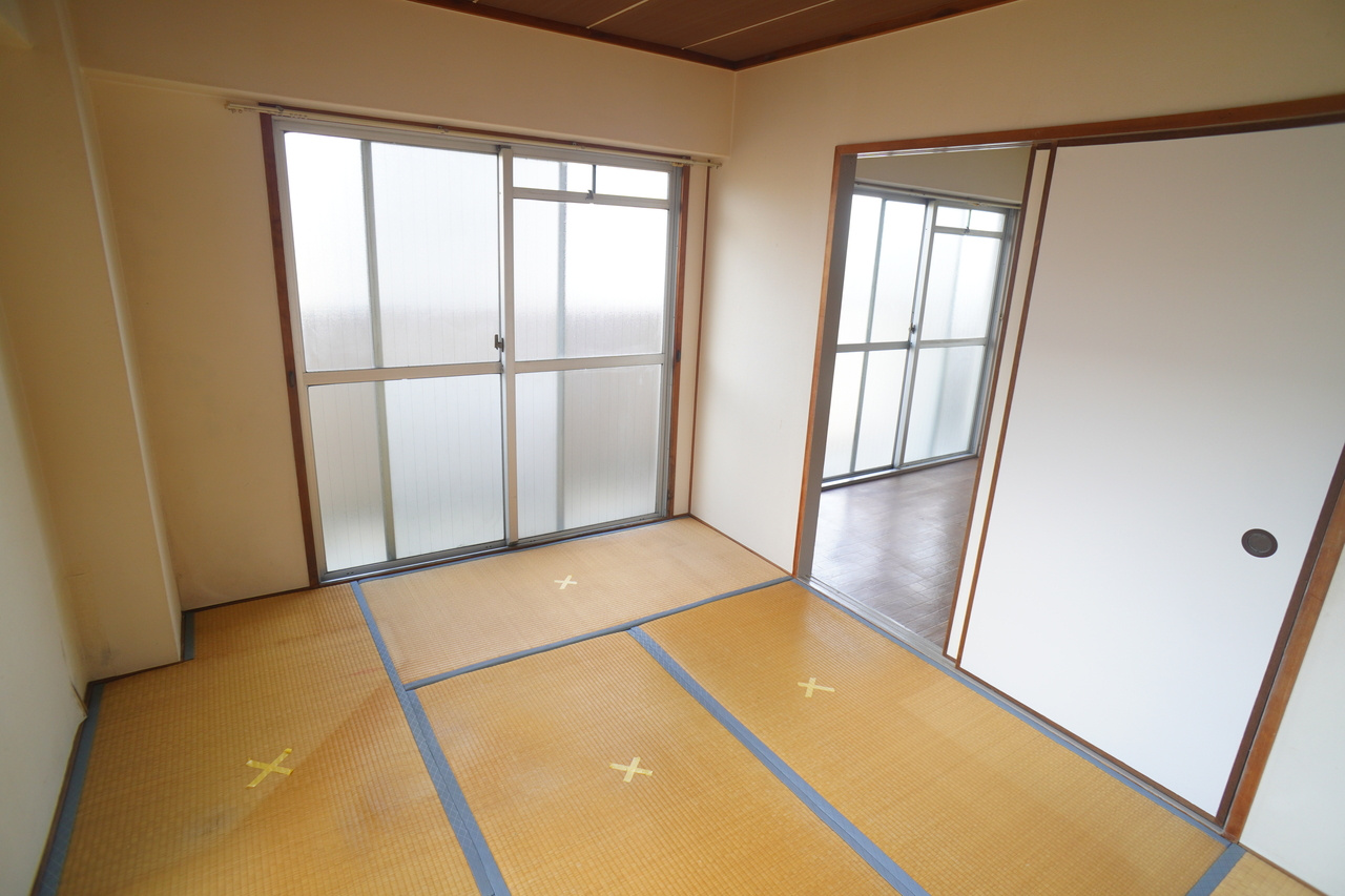 ハイツ上村の和室