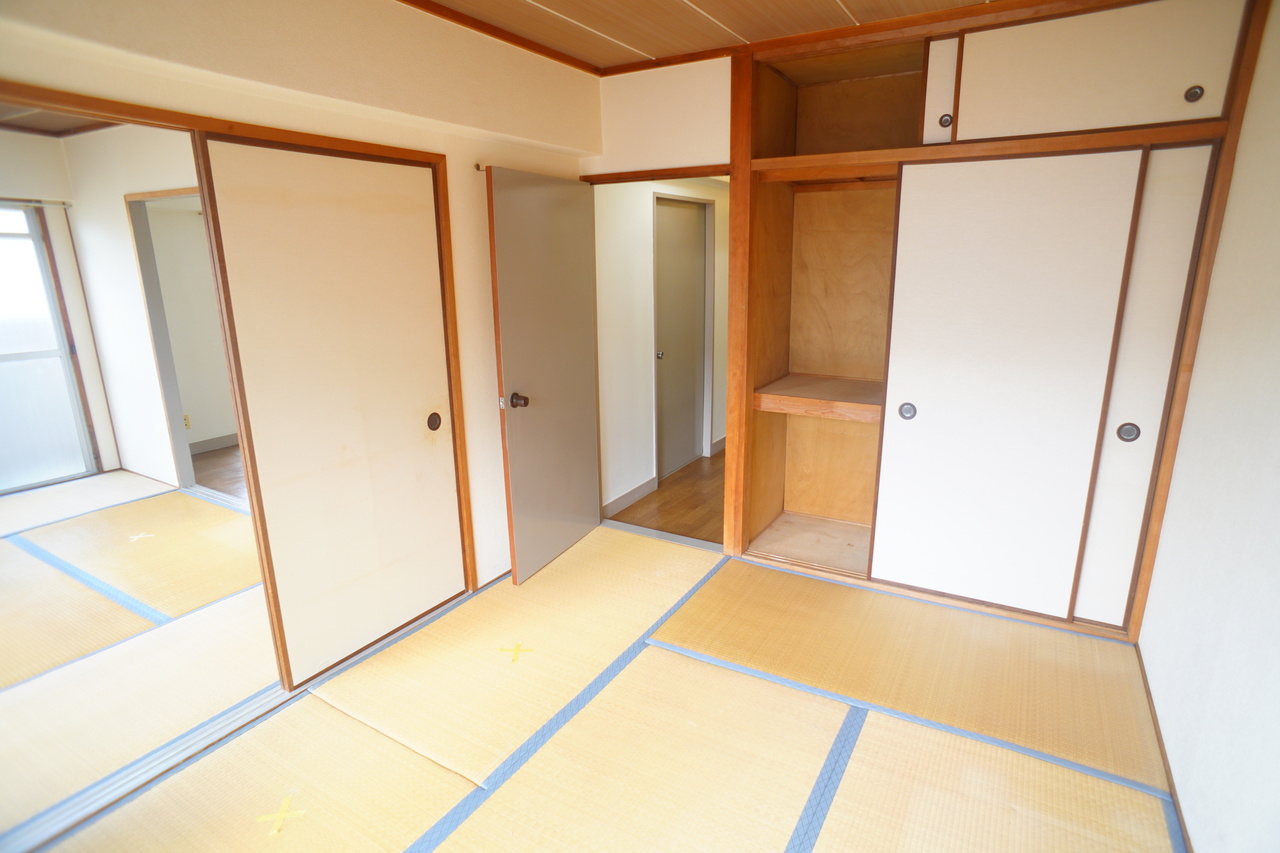 ハイツ上村の和室