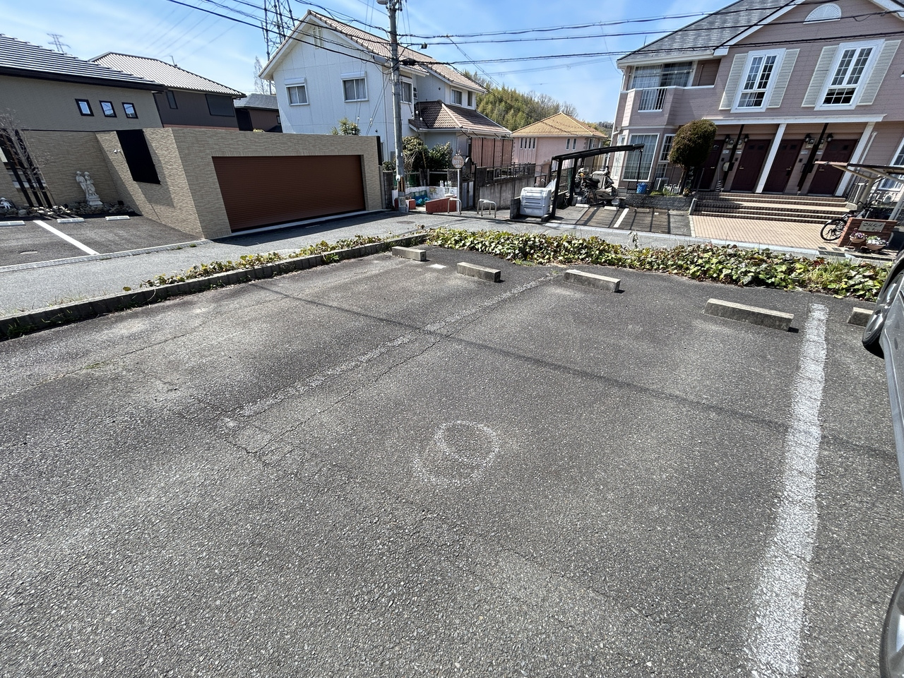 ヴェルリバージュの駐車場