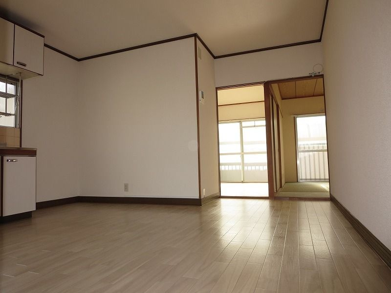 La CASA駒川中野の居間・リビング