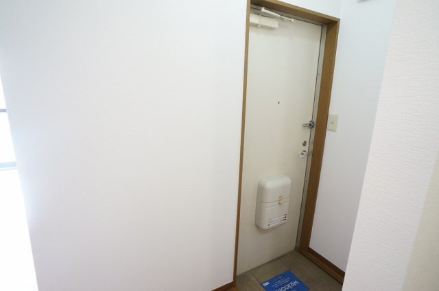 エステートピアタツノⅡの玄関
