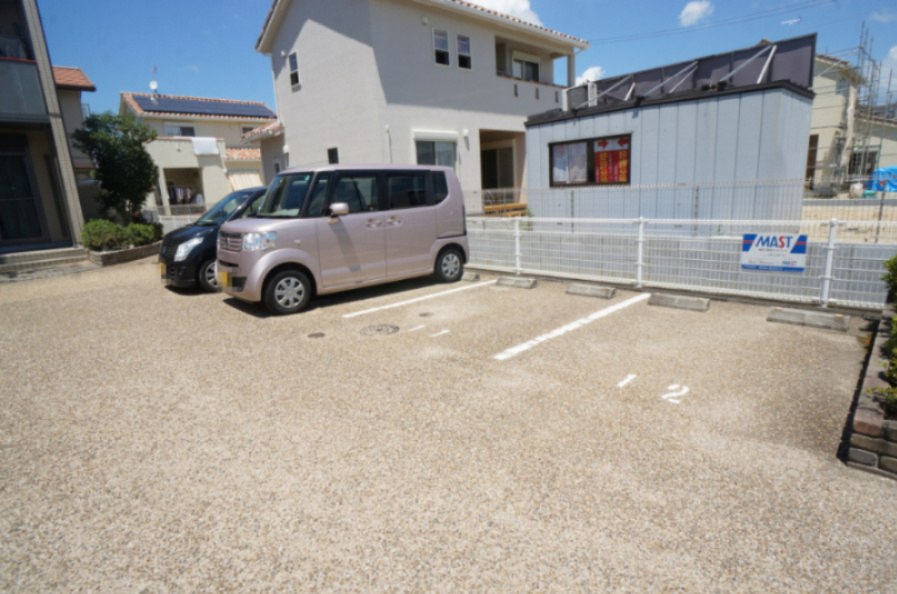 レジデンシア時計台Ａの駐車場