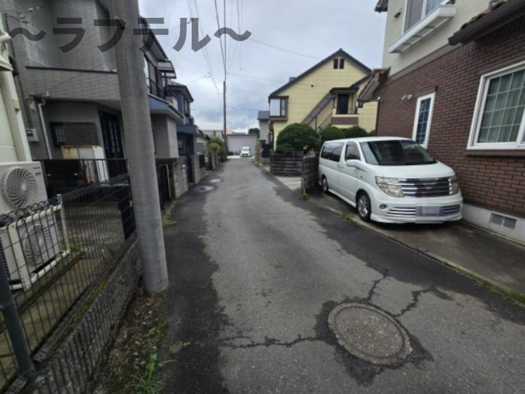 牛沼岩田邸貸家の周辺