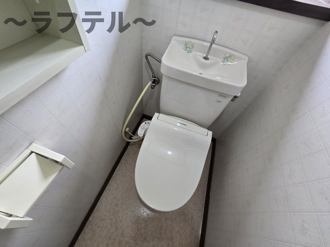 牛沼岩田邸貸家のトイレ