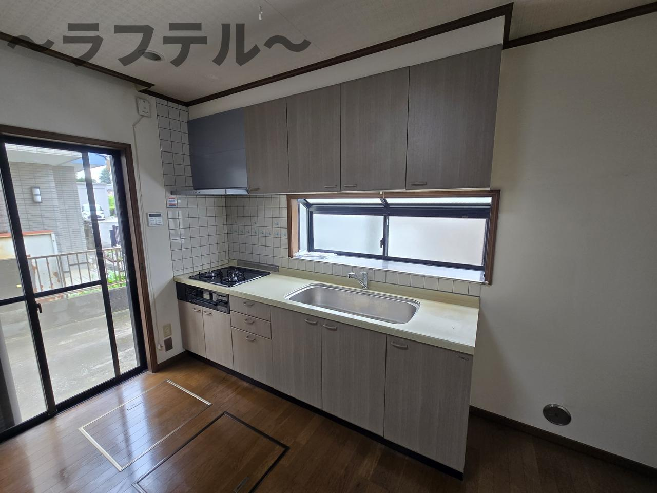 牛沼岩田邸貸家のキッチン