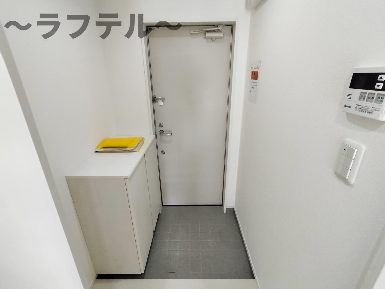 MOA12の玄関