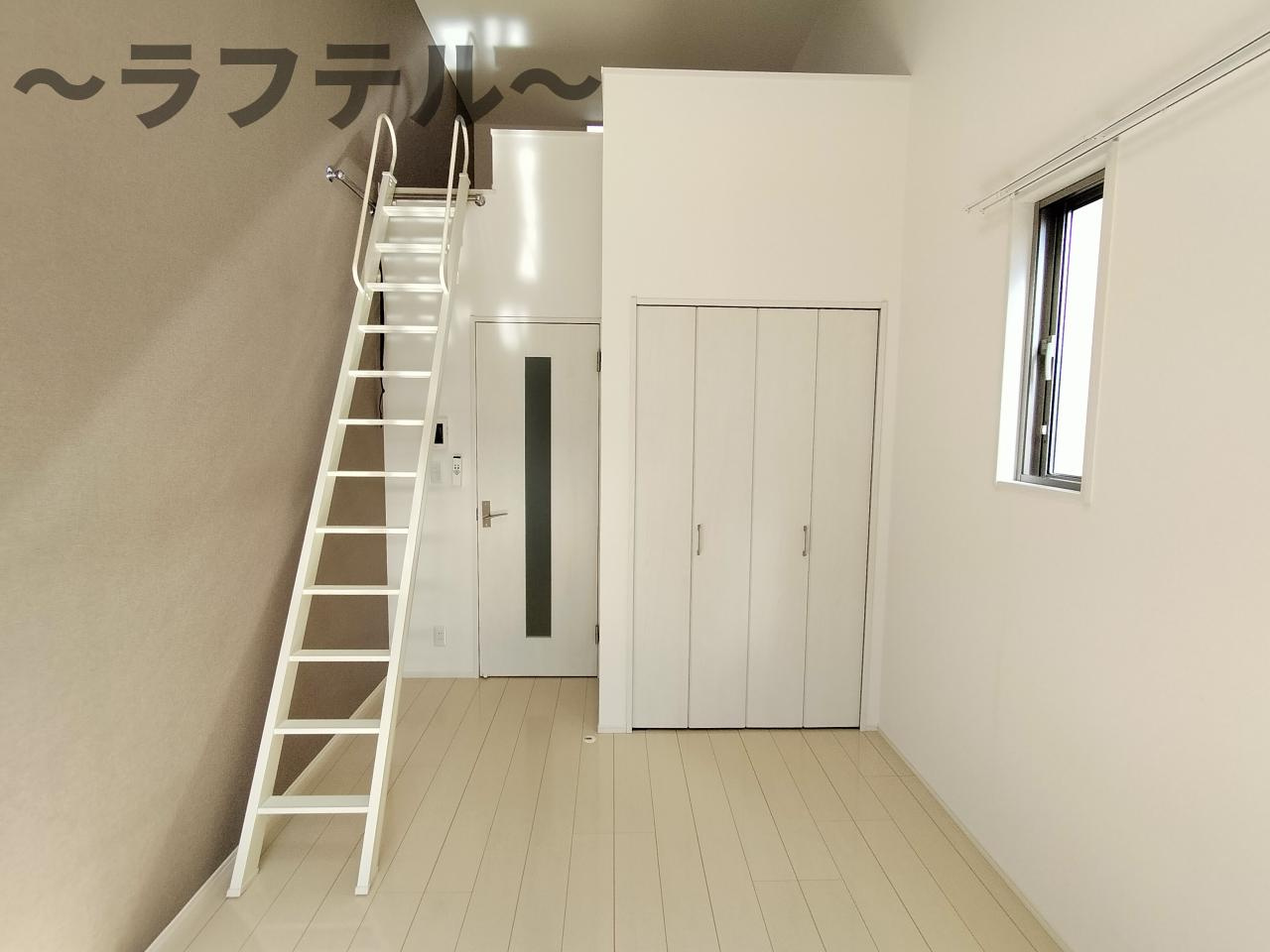 MOA12の内装