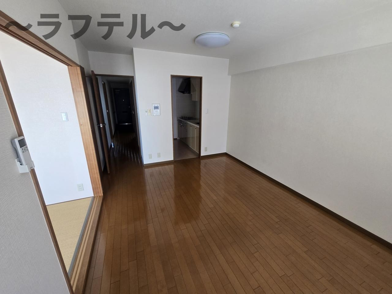 エステスクエア新所沢の洋室