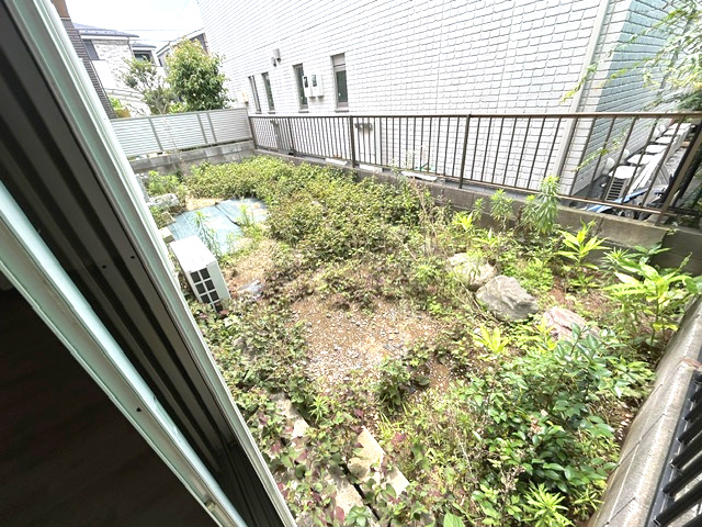 瀬ケ崎戸建の庭
