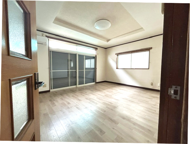 瀬ケ崎戸建の居間・リビング