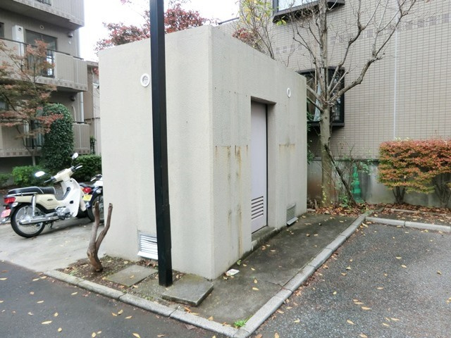 ドルフヤマノウチB棟のその他