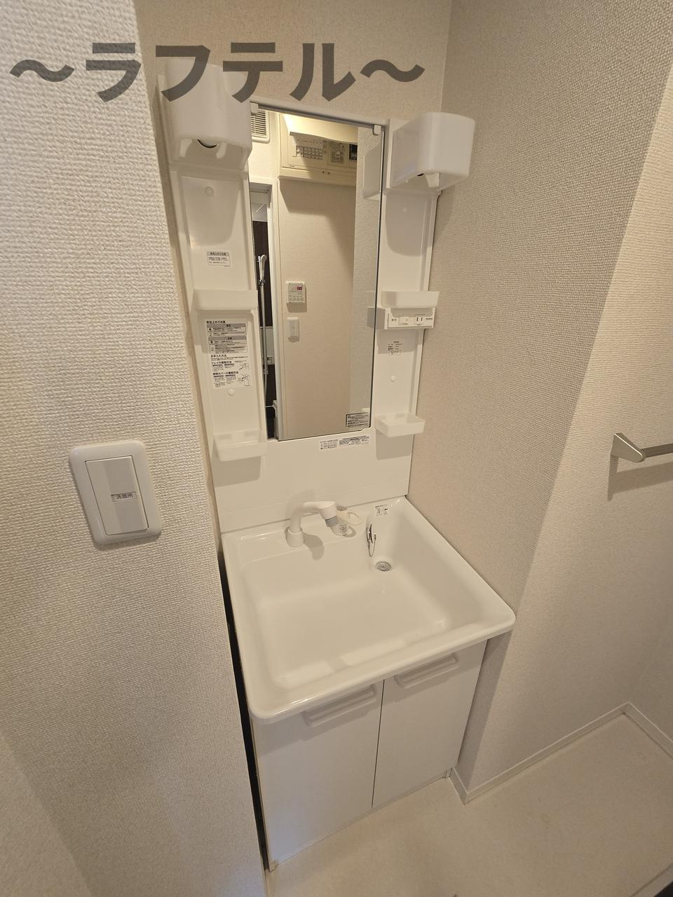ＳＯＬＥＩＬ新所沢の洗面所