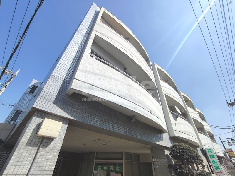 三鷹市井の頭４丁目の賃貸マンションの外観