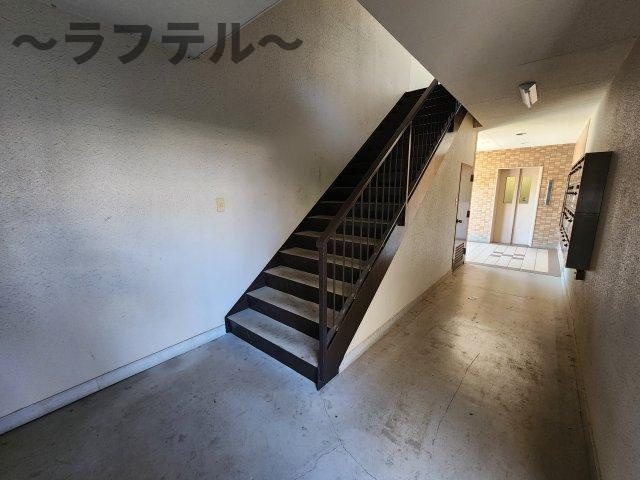 シャンポール狭山のロビー