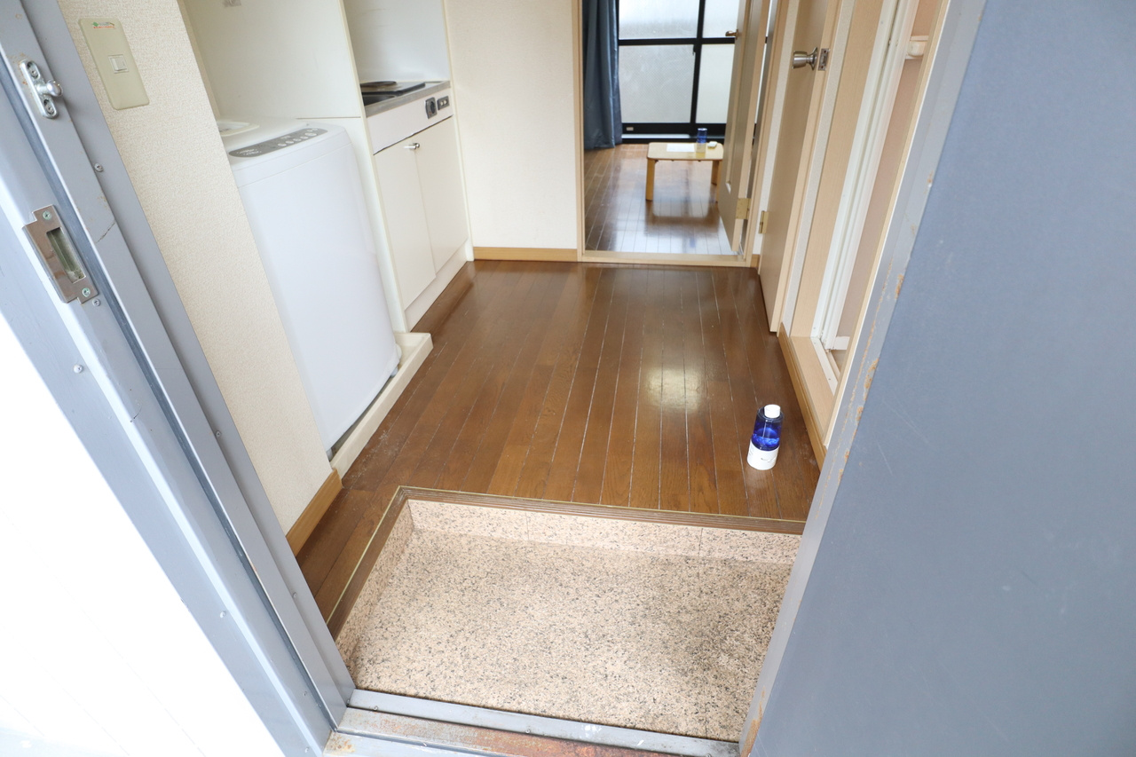 レオパレスドリーム浪漫（ロマン）の玄関