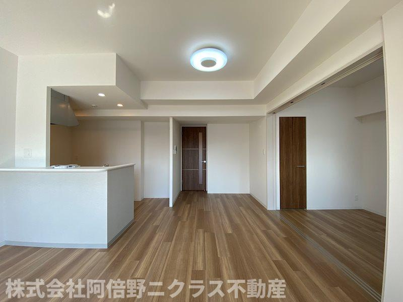 セファ上本町の居間・リビング|内装は別部屋の参考写真です。