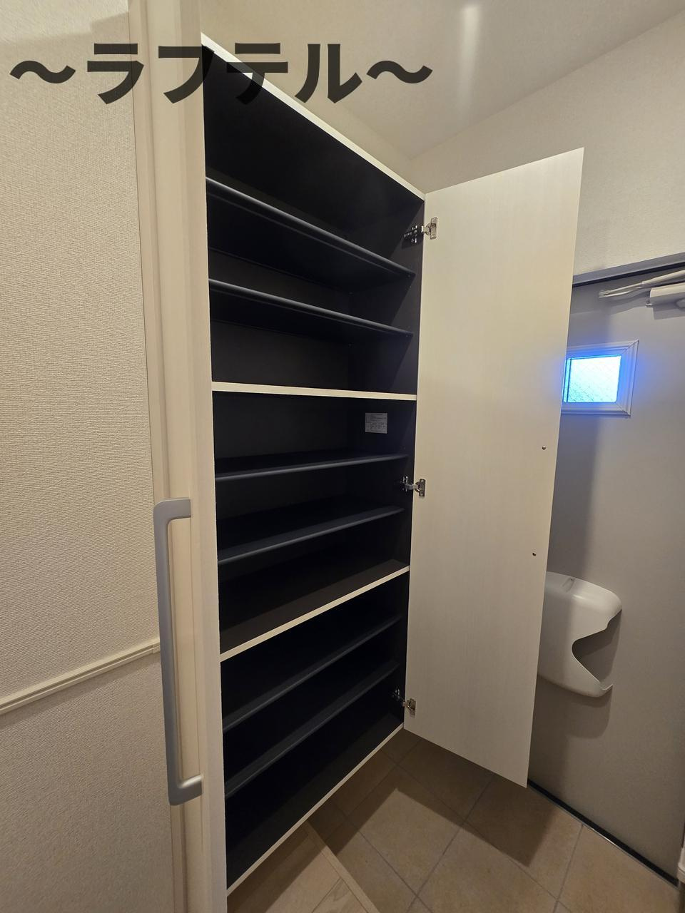 ヒカルサ狭山の収納|同メーカー施工　別部屋イメージ写真