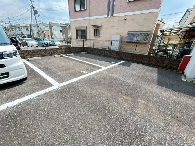 ベル・グラースの駐車場