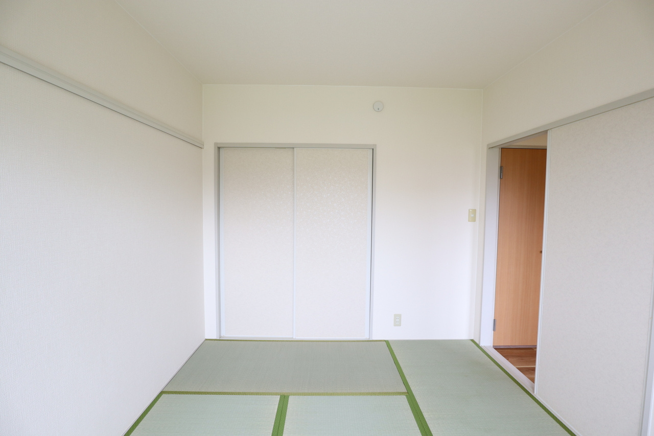 コージーコートBの和室