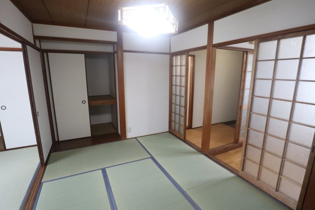 植田マンションの和室