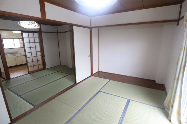 植田マンションの和室