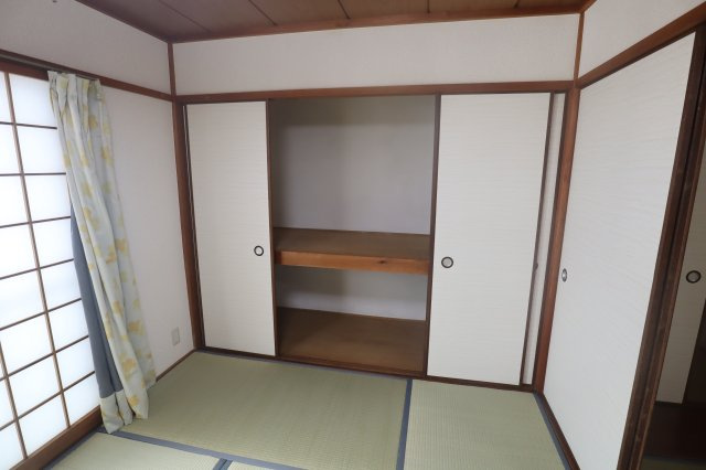 植田マンションの収納