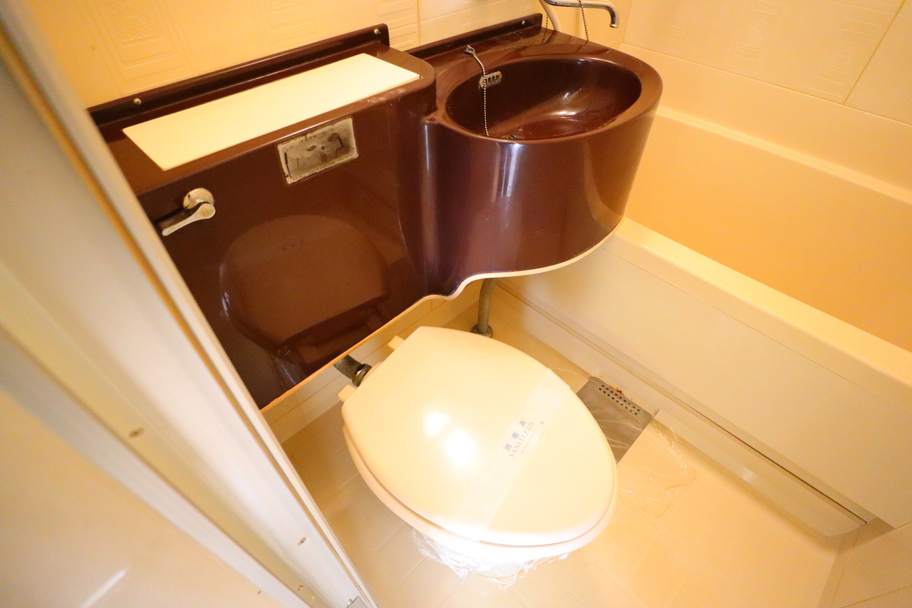 スタンドアップ本町のトイレ