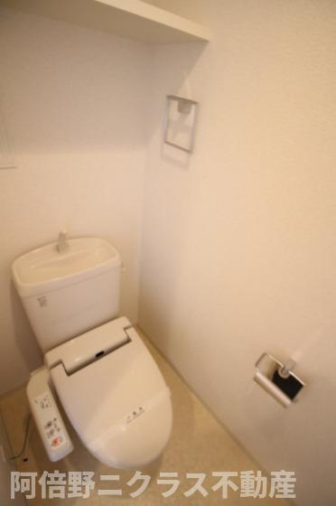 セレッソコート上本町EAST のトイレ|内装は別のお部屋の参考写真です。