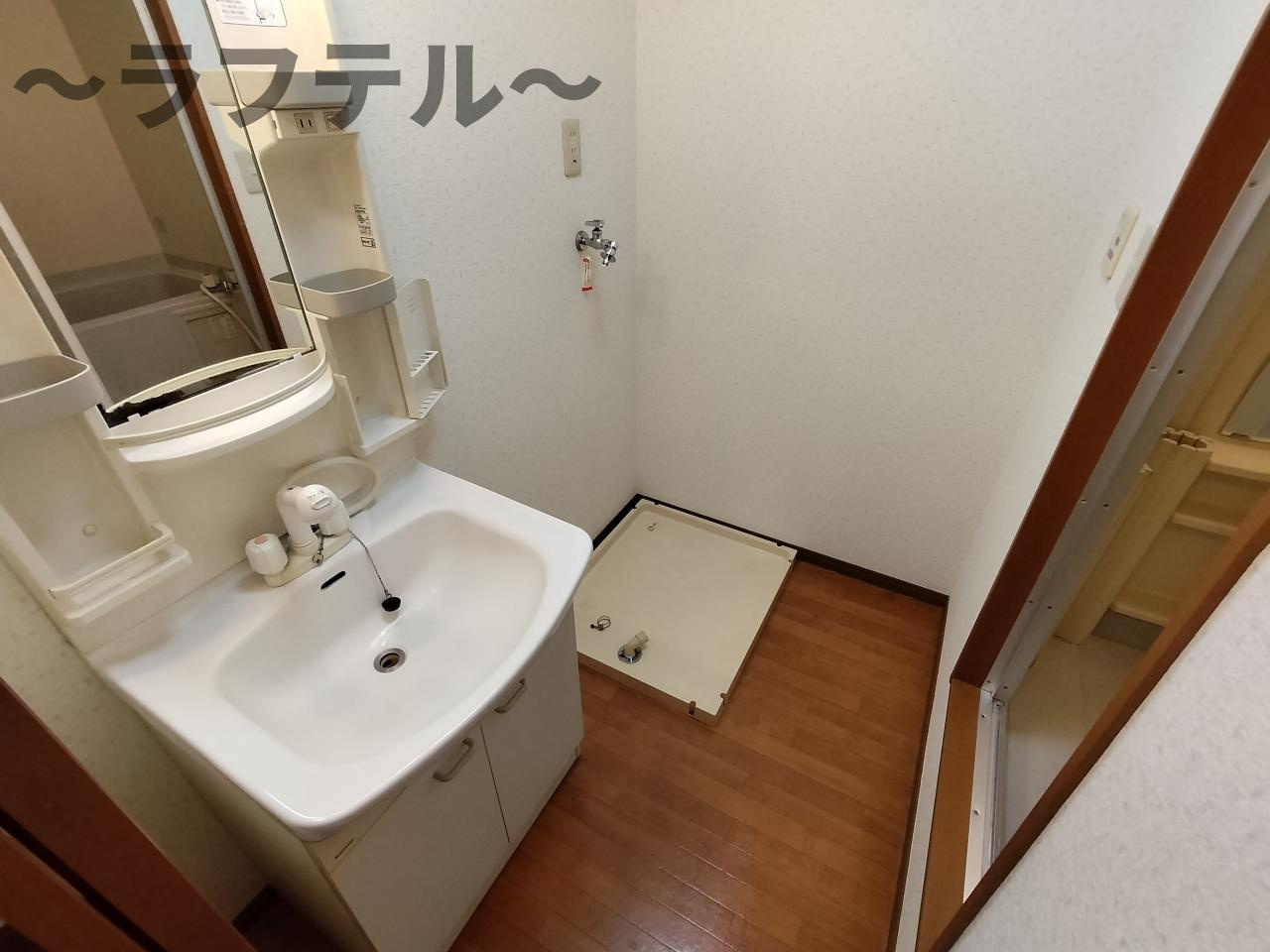 所沢市大字北秋津のアパートの洗面所|別部屋イメージ写真