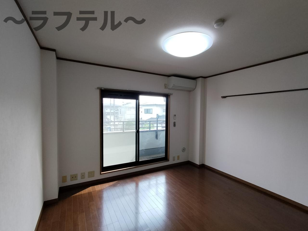 所沢市大字北秋津のアパートの居間・リビング|別部屋イメージ写真