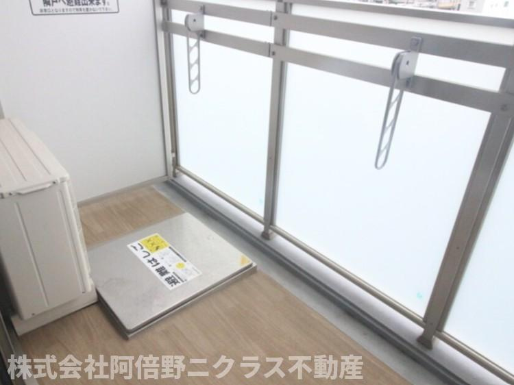 ララプレイス天王寺ルフレのバルコニー|階層によってカラーパターンが異なる場合がございます。