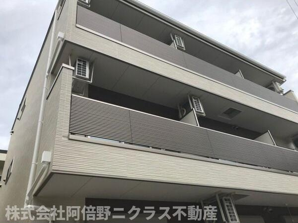 FmaisonFINOの外観