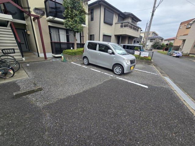 イースト・パークの駐車場