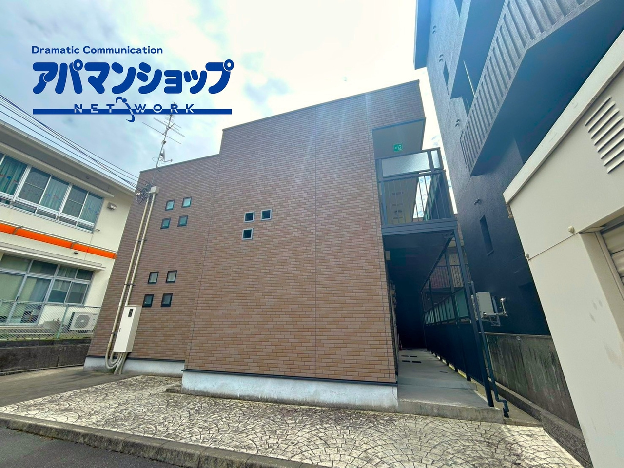 ウエストメゾンＢの外観