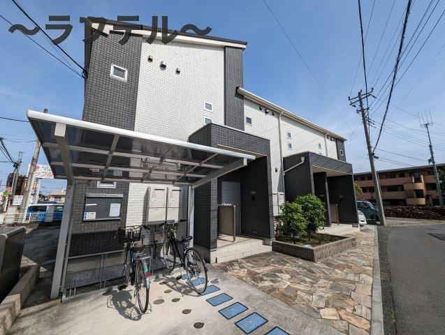 デュラカーサ セブンの外観