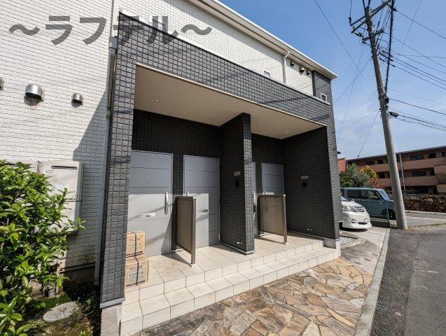 デュラカーサ セブンのエントランス