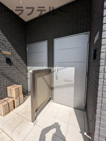 デュラカーサ セブンの玄関