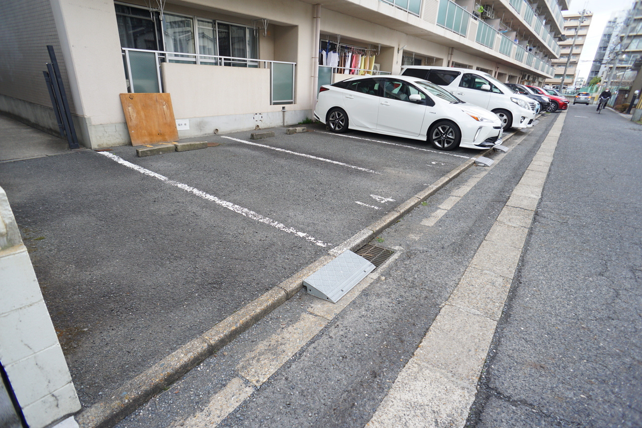シティコープ新大宮の駐車場