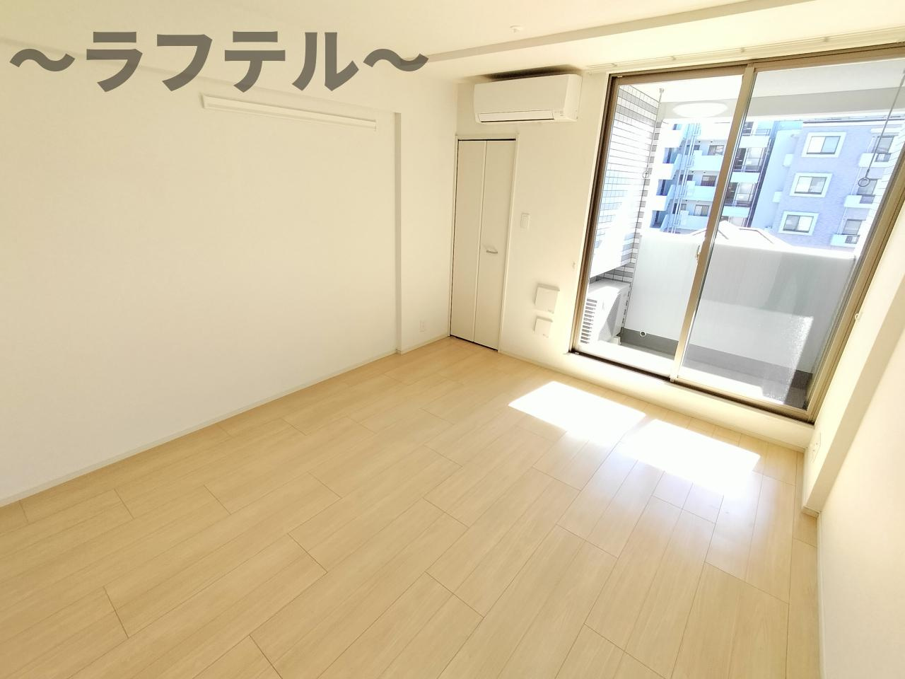 フレイム　タウアの居間・リビング|別部屋イメージ写真