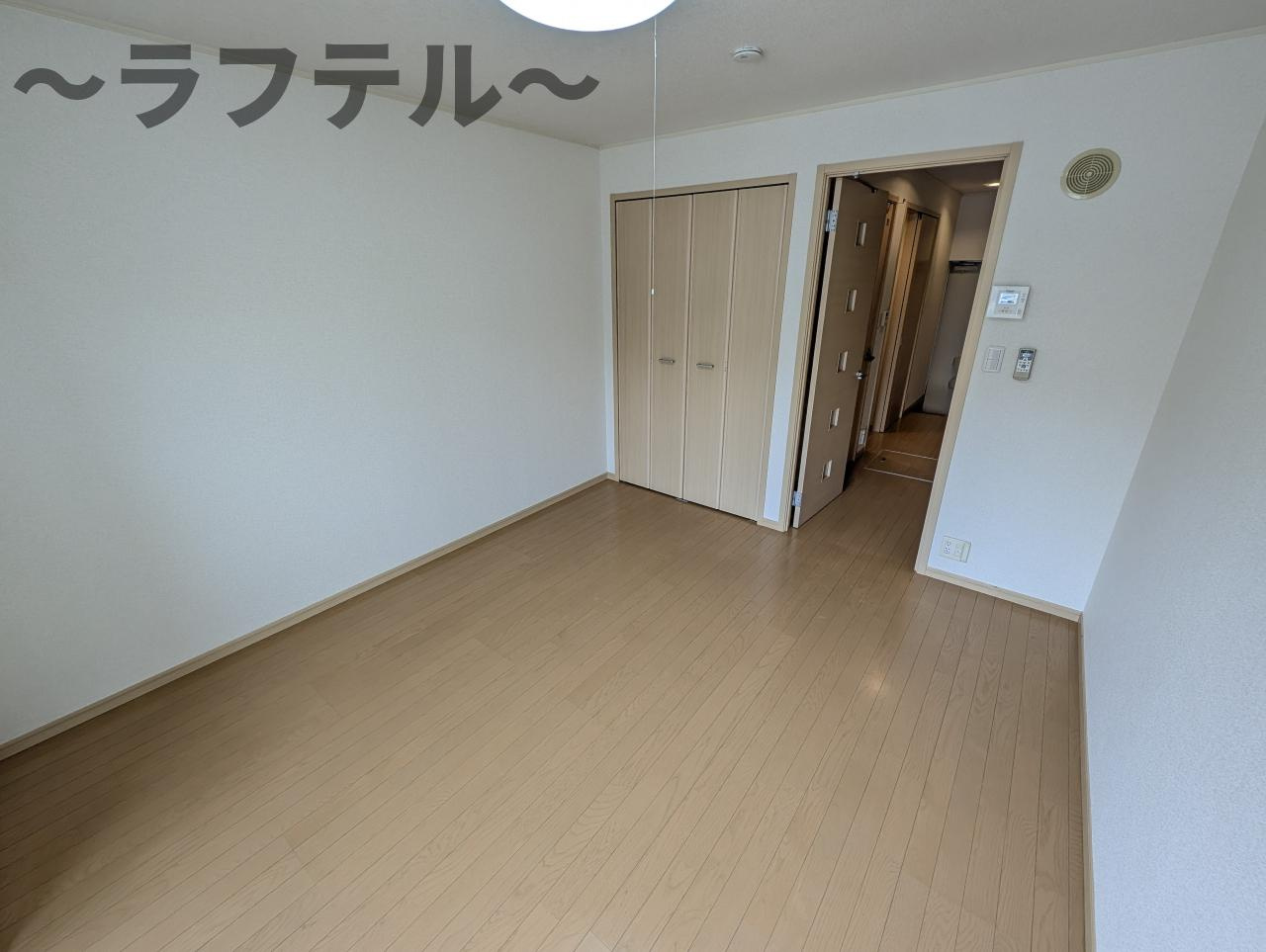 ヴィラ　プリムローズの洋室|別号室イメージ写真