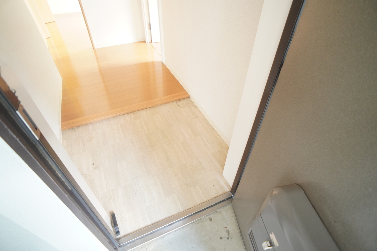 グランドパレス学園前の玄関